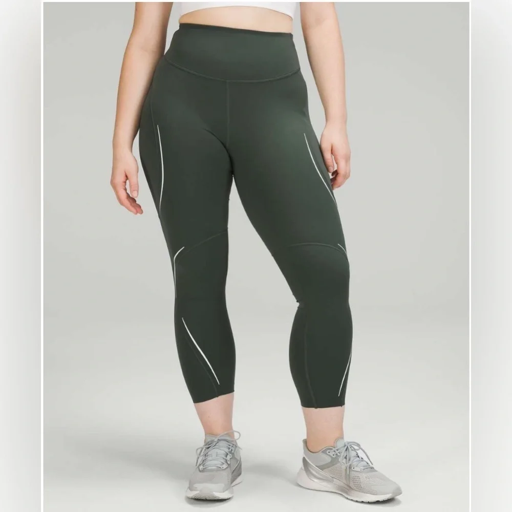 Lululemon Base Pace High-Rise Reflective Tight 25